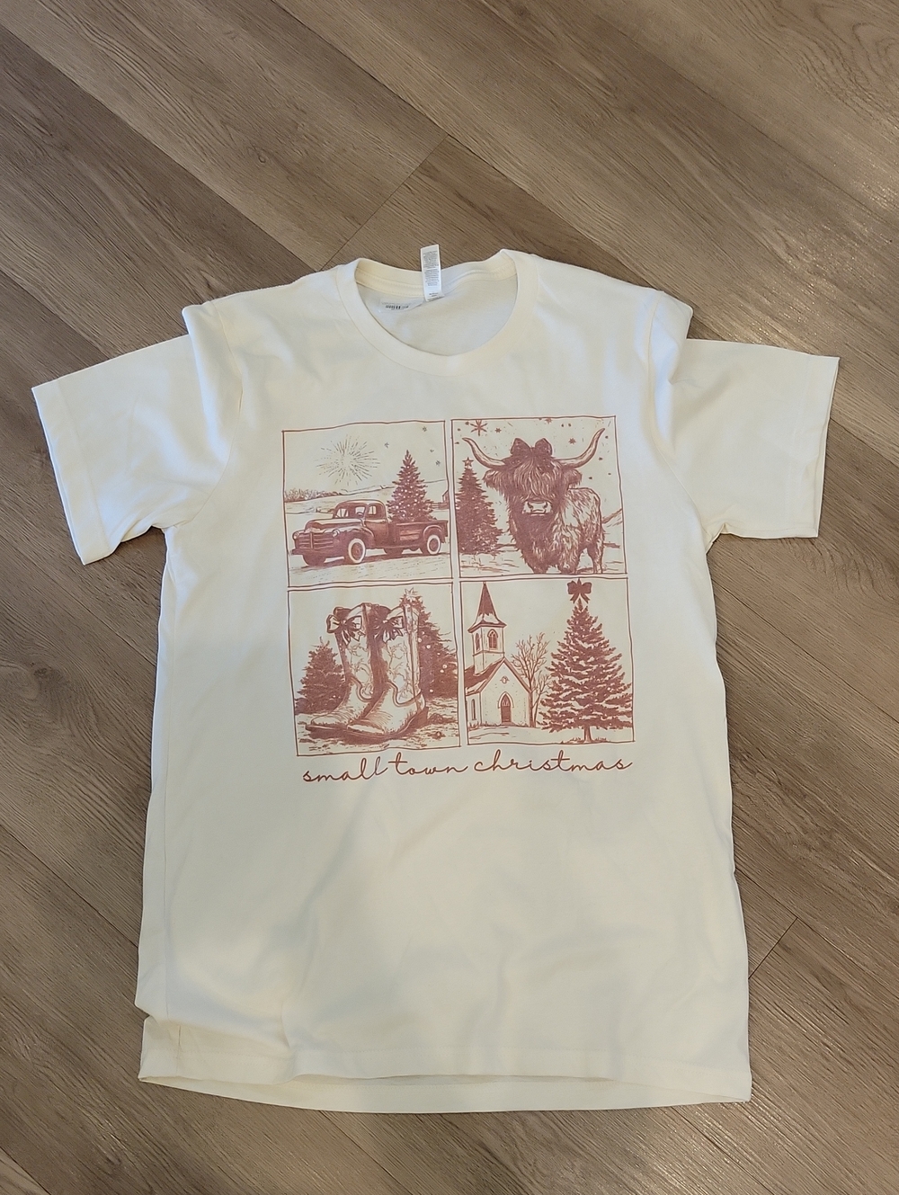 Vintage Small Town Christmas Womens T SHIRT